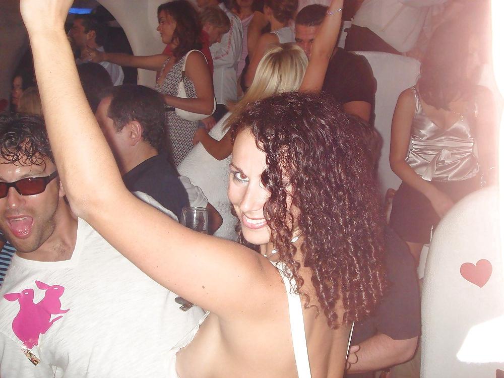 25P Wild Girls ... Max 