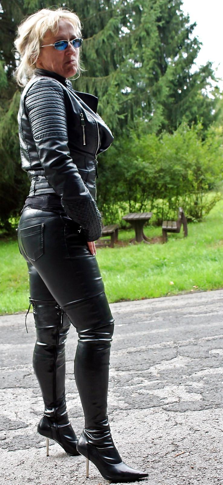 25P Aggresive shiny tight polish mistress     AMAZING Leather
