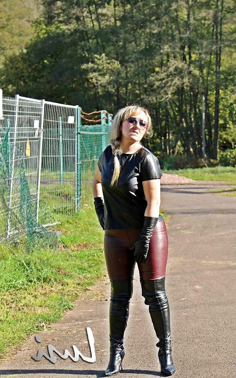 25P Aggresive shiny tight polish mistress     AMAZING Leather