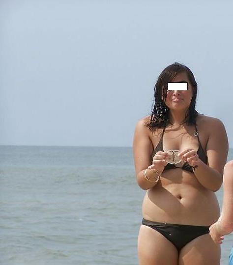 6P Beach Girl