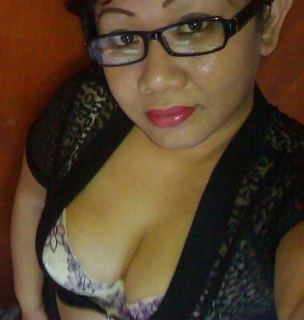 4P Malay-milf gersang