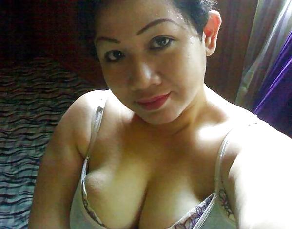 4P Malay-milf gersang