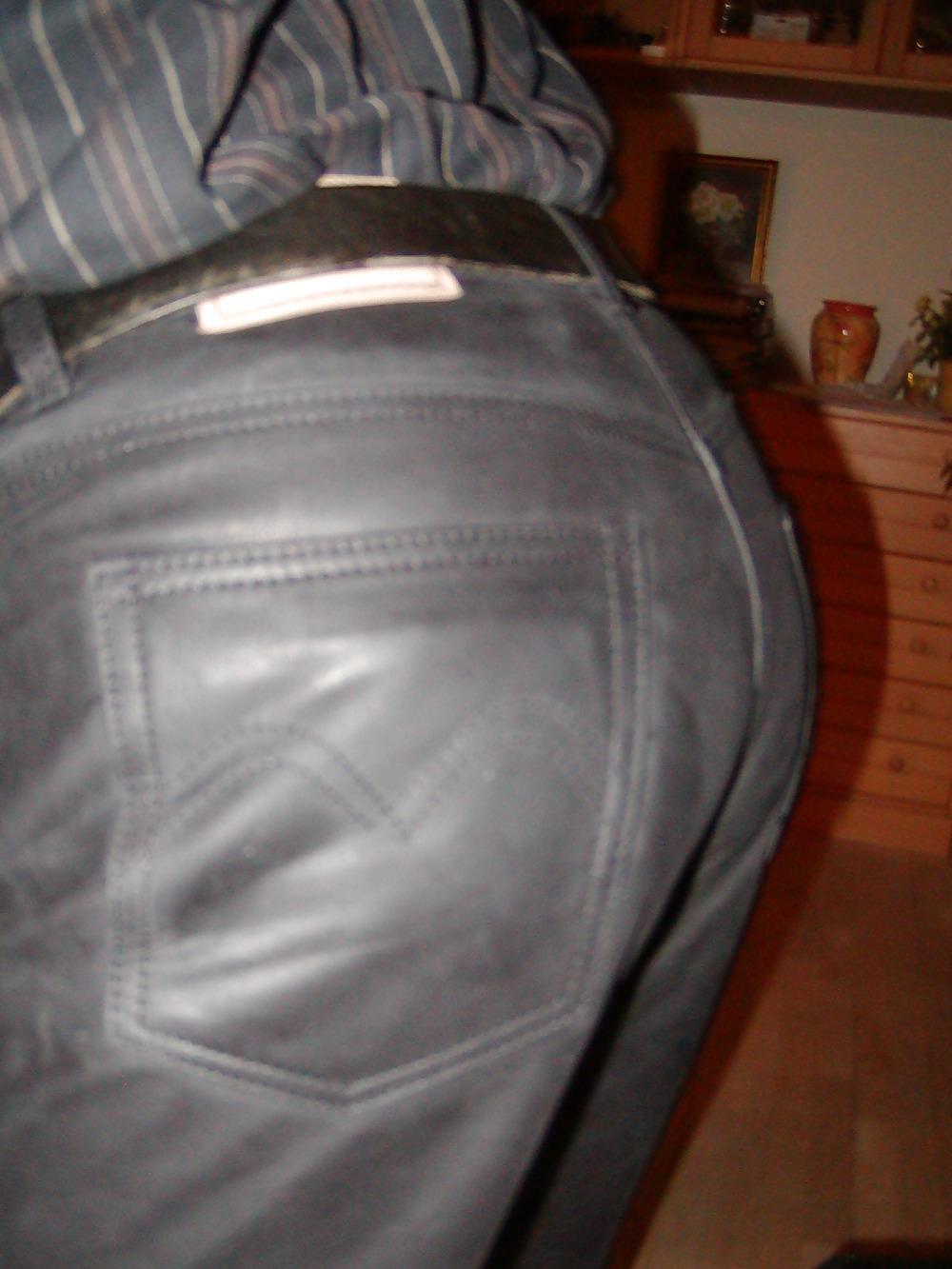 4P Leather pants