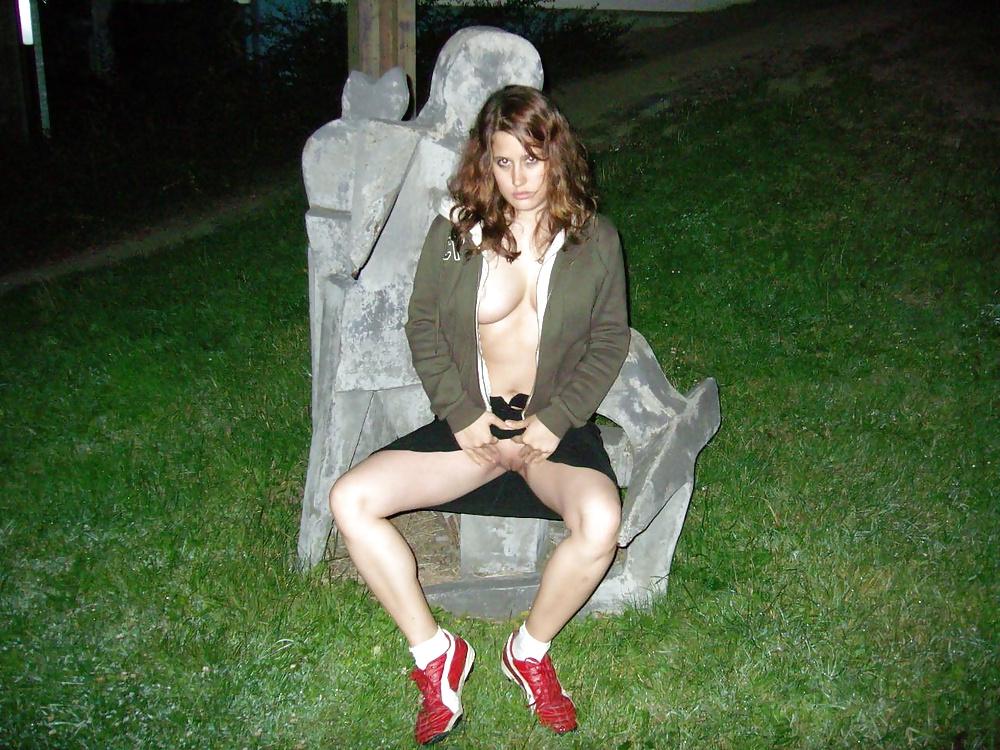 25P Public 19 outdoor flashing nudist