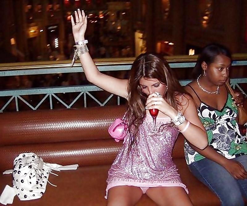 25P Public 19 outdoor flashing nudist