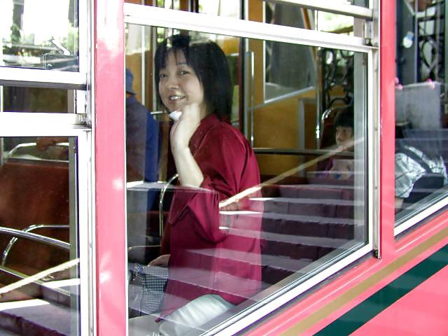 20P Japanese Married Woman 03
