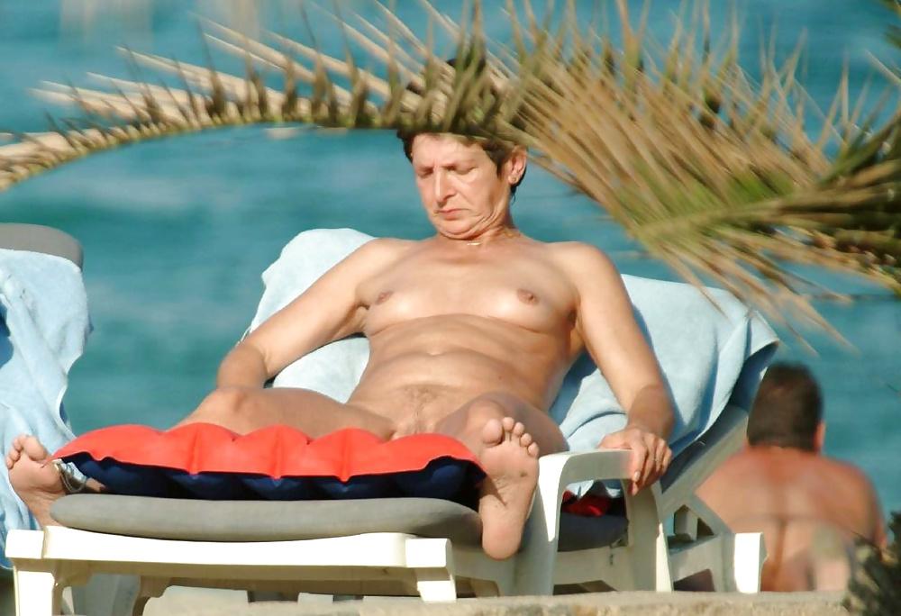 20P Nudists Naturists Public Outdoor Flash #38