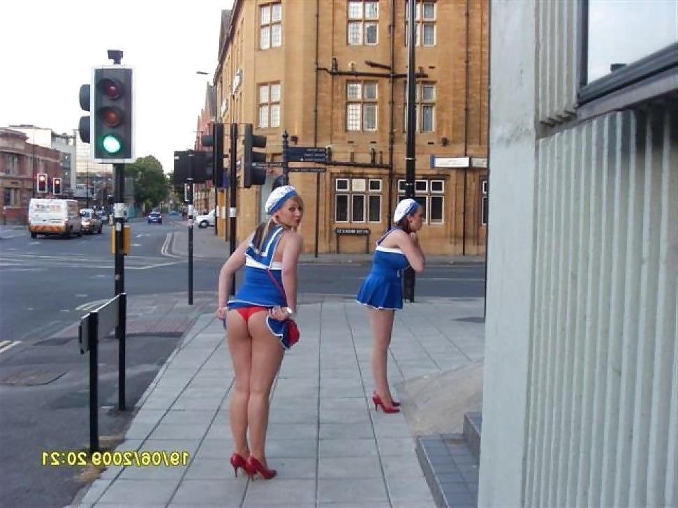 25P Public 28 outdoor flashing nudist