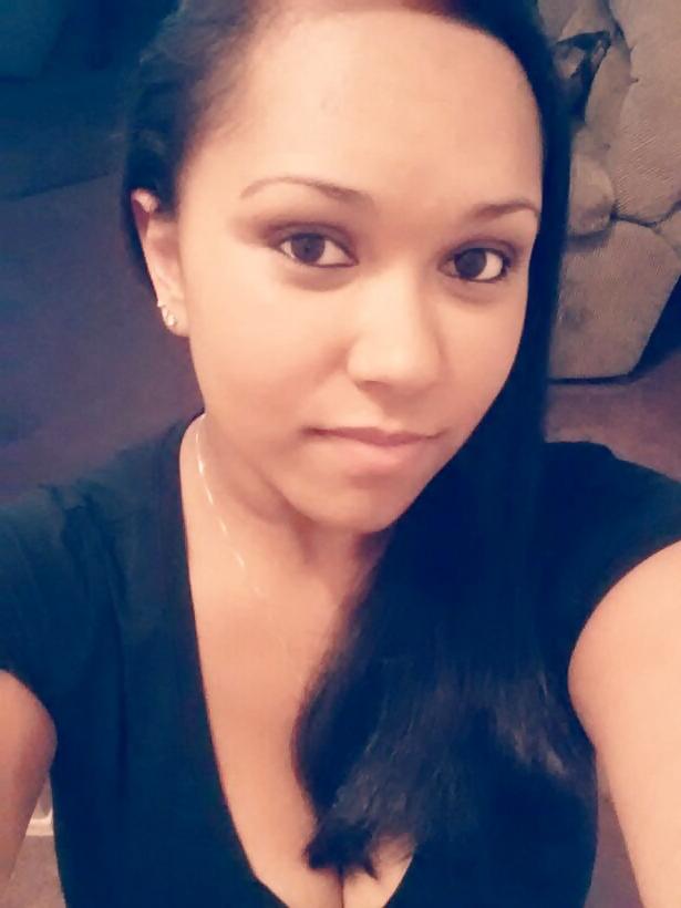 8P Mixed Raced College Whore Flashing Me Tits On KIK