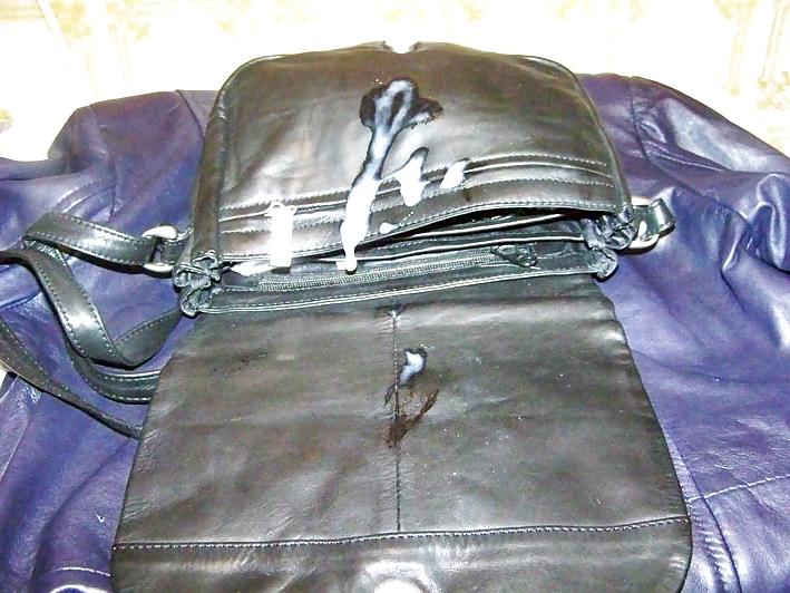 8P Leather handbag fucked 