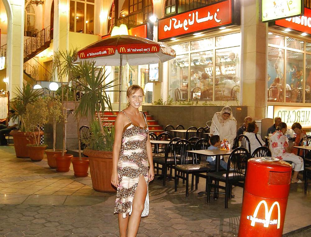 25P Arabs with white woman part 2