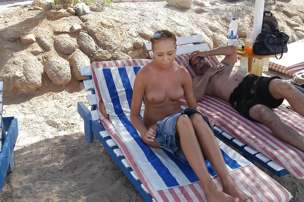 25P Arabs with white woman part 2