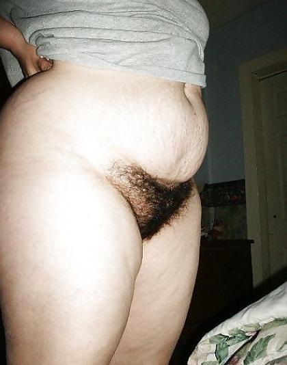 25P Meaty Hairy Pussy
