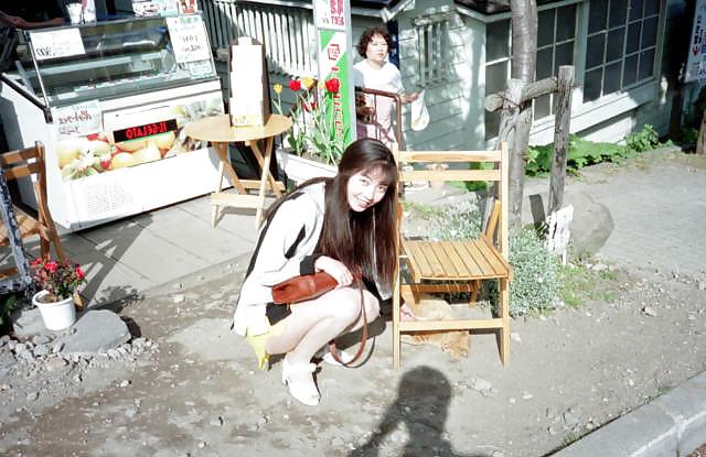 20P Japanese Married Woman 14