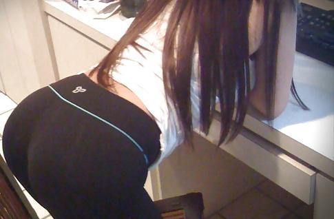 25P Very tight pants 3