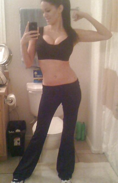 25P Very tight pants 3