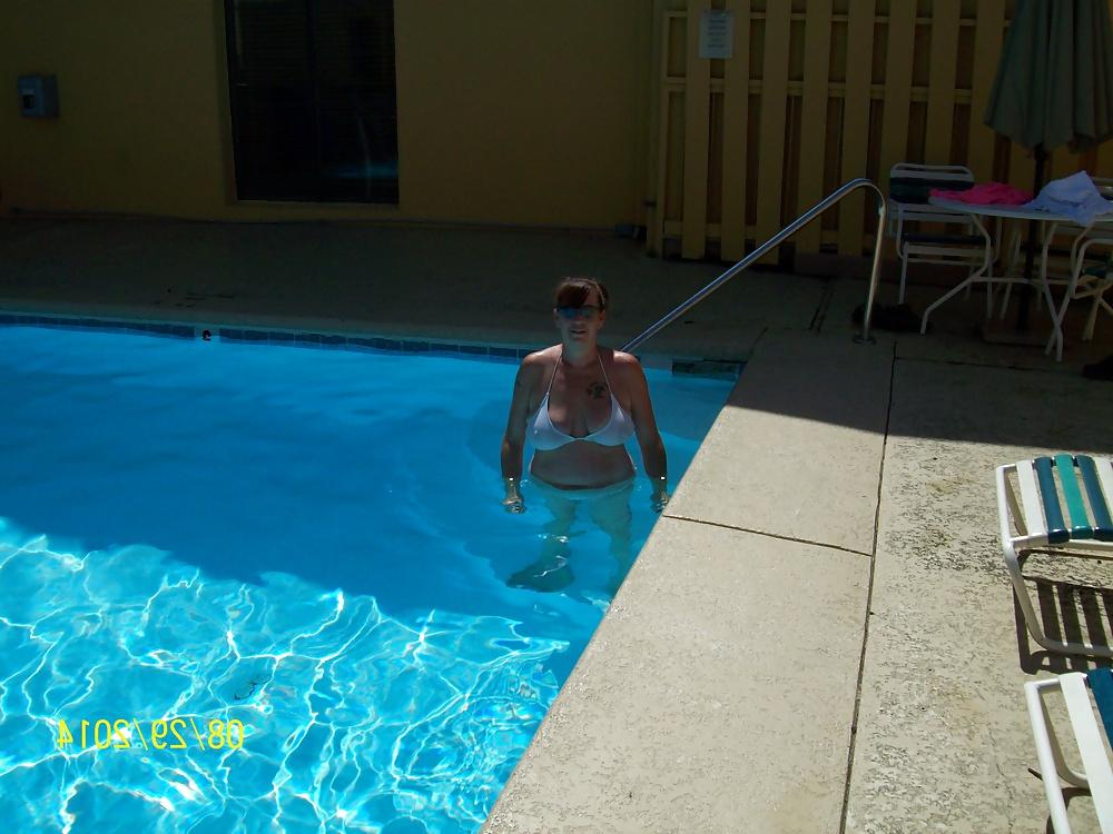 5P Flashing at the our hotel the la quinta inn