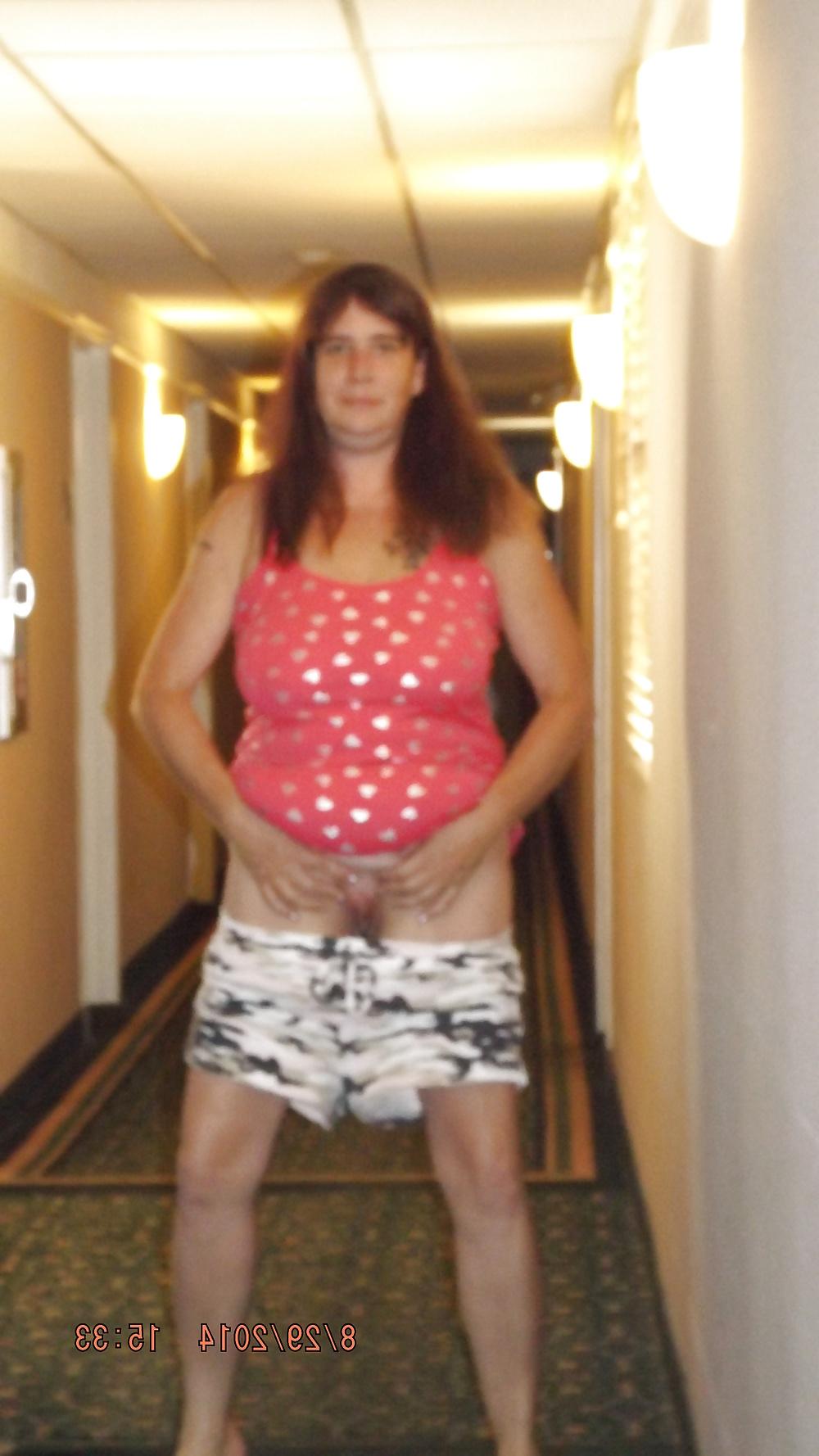 5P Flashing at the our hotel the la quinta inn