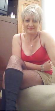 25P Nylon-Upskirt 33