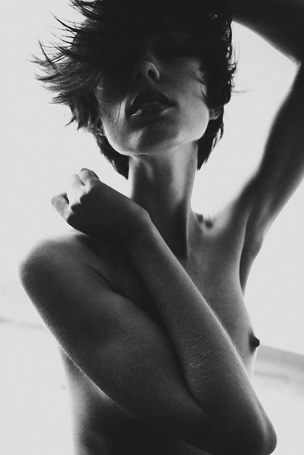19P Perfect Storm - Beautiful Woman And Their Beautiful Charms