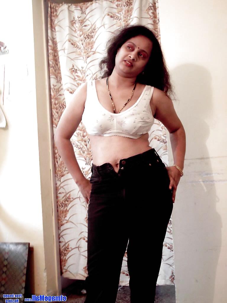 25P INDIAN KAVITA BHABHI-INDIAN DESI PORN SET 7.4