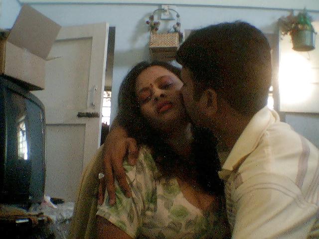 25P INDIAN KAVITA BHABHI-INDIAN DESI PORN SET 7.4