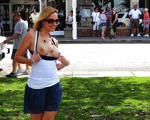 17P Public Flashing by JnaNudist