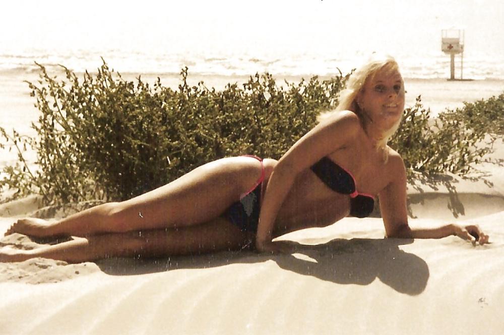25P One day at the beach 10