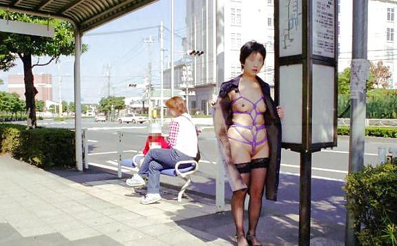 8P JAPANESE WOMEN FLASHING