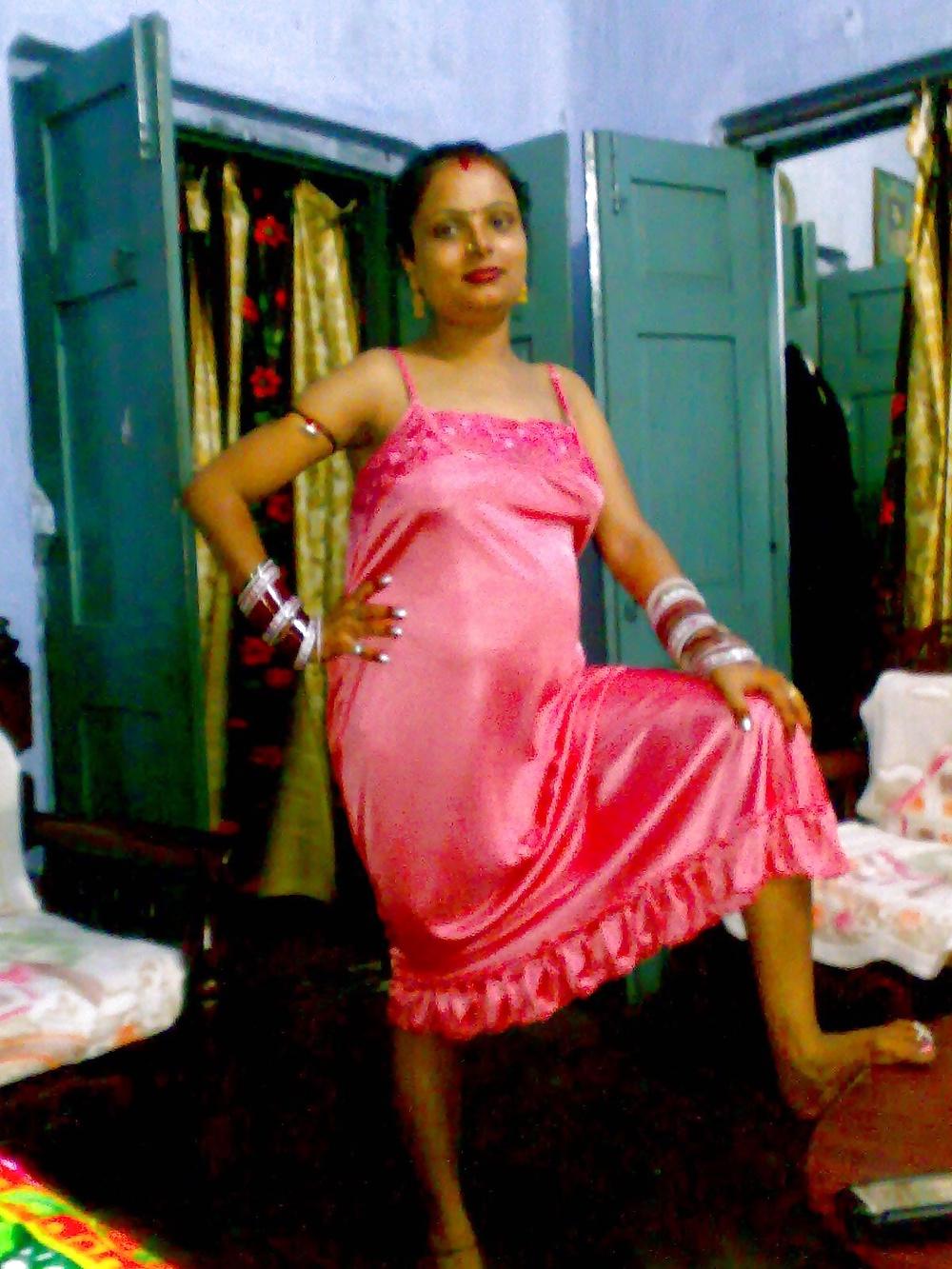 23P INDIAN WIFE NISHA -INDIAN DESI PORN SET 9.3