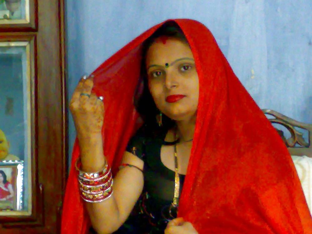 23P INDIAN WIFE NISHA -INDIAN DESI PORN SET 9.3