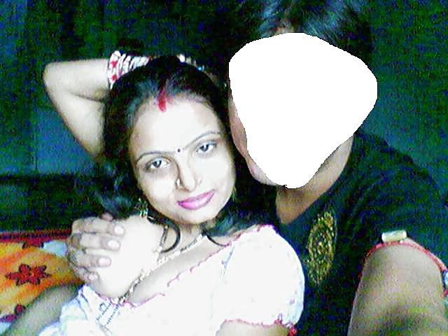 23P INDIAN WIFE NISHA -INDIAN DESI PORN SET 9.3