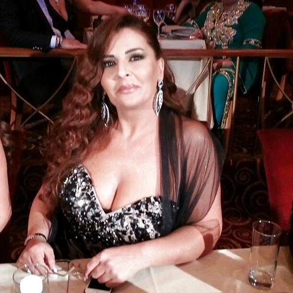 18P Arab Woman 449