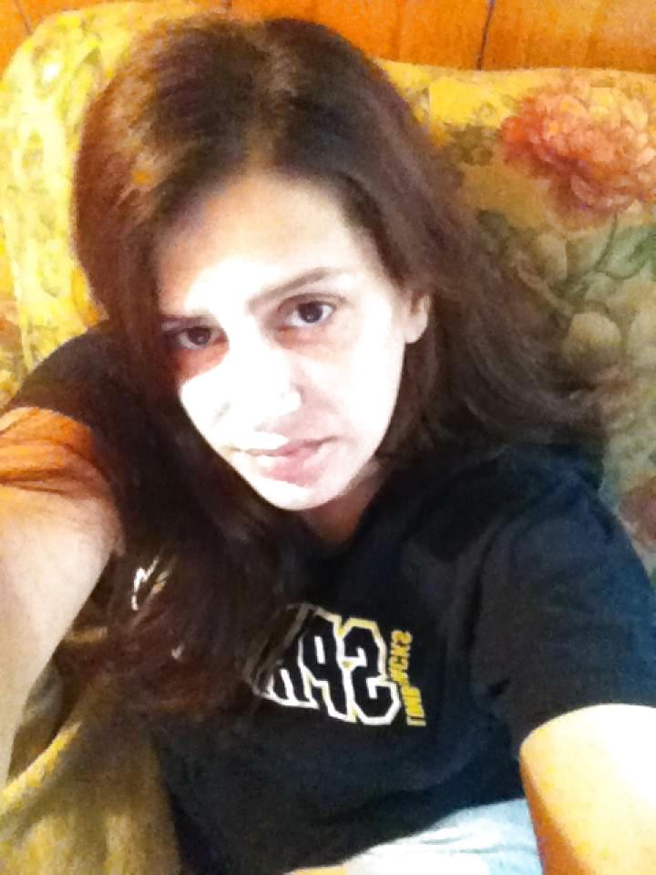 8P Married Whore Mom Candice Davis Flashing Me On KIK