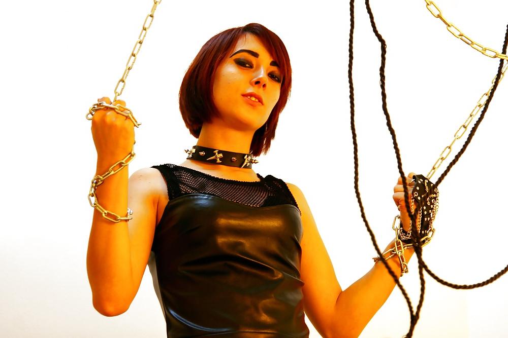 25P Leather outfit
