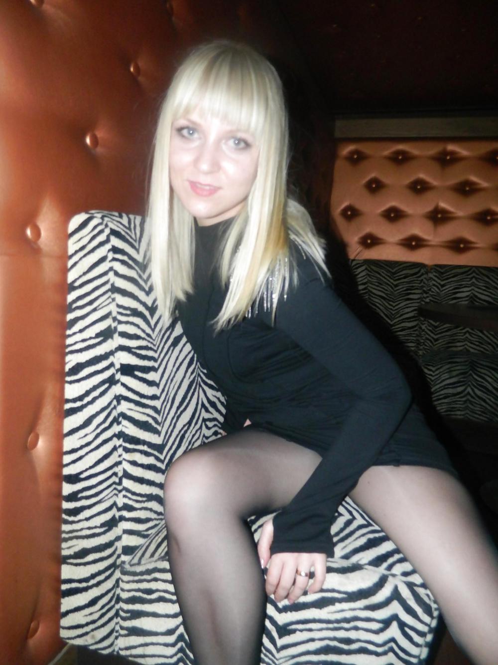 25P Nylon upskirt 39
