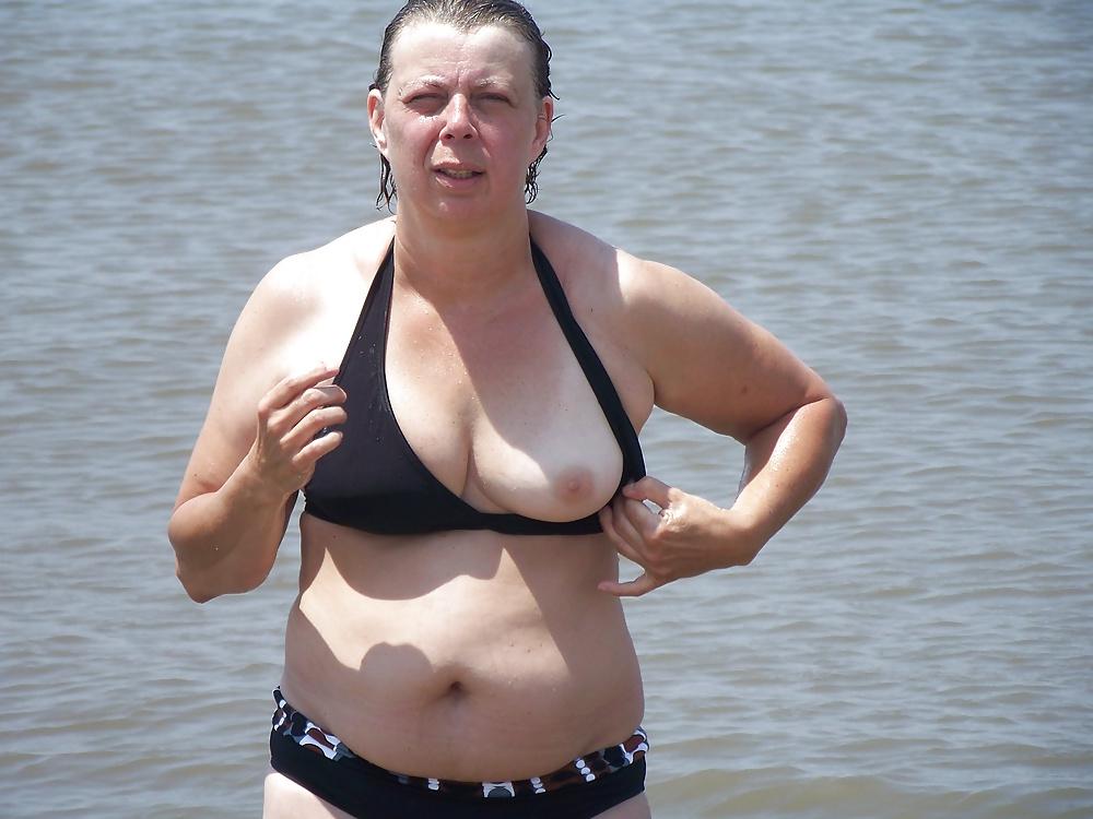 9P Flashing tits
