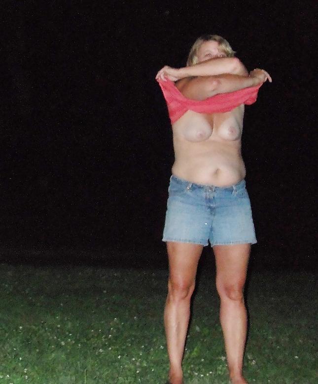 9P Flashing tits