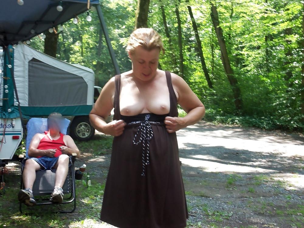 9P Flashing tits