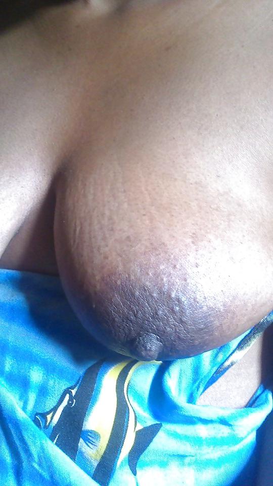 7P Kenyan woman