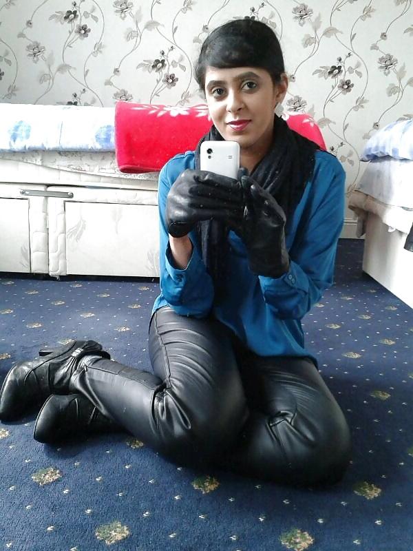 25P HERE SOME OTHER NICE ,LEATHER GIRLS UPLOAD FROM HELLE