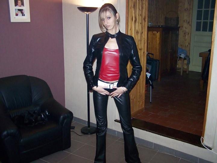 25P HERE SOME OTHER NICE ,LEATHER GIRLS UPLOAD FROM HELLE