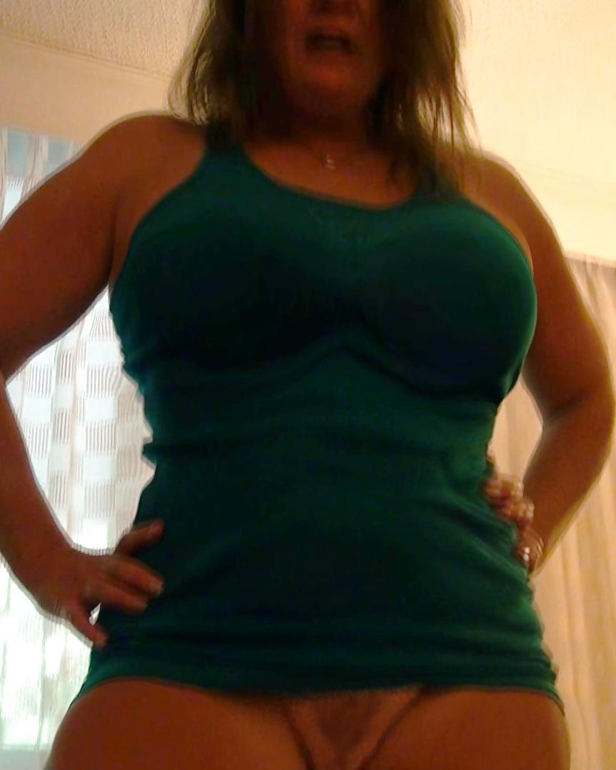 9P Worship My Legs and Ass