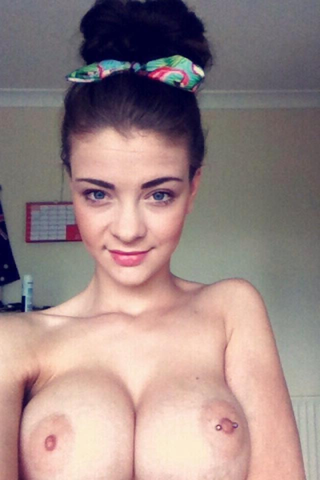 25P Teen And Milf 