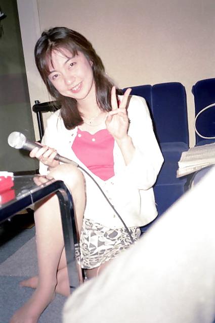 20P Japanese Married Woman 13