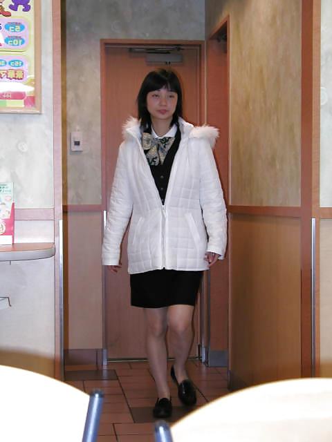 20P Japanese Married Woman 13