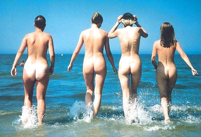 25P Naked Beach Fun