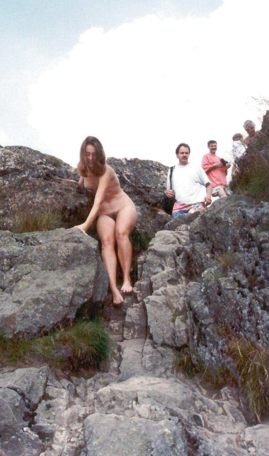 25P Naked Beach Fun