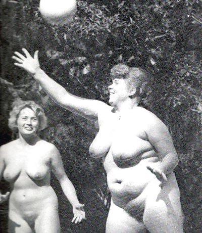 20P Vintage nudist 5.