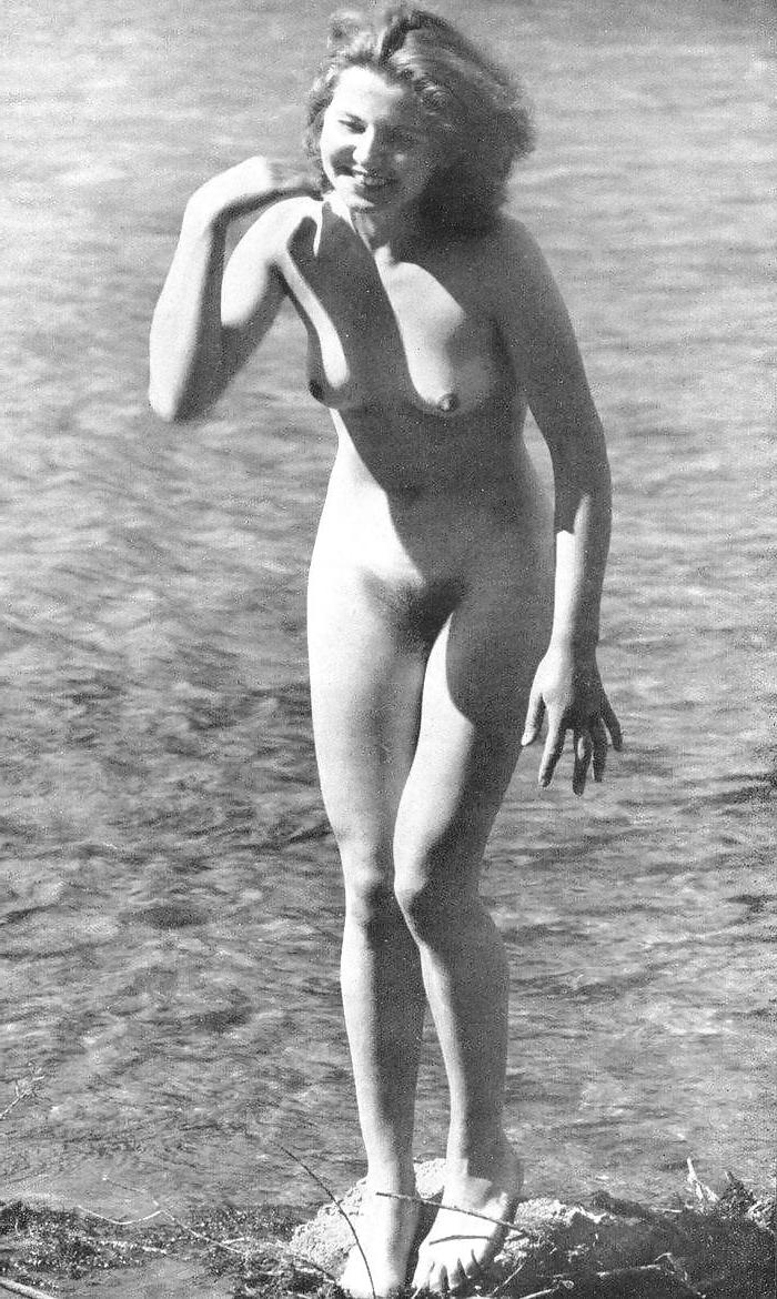 20P Vintage nudist 5.